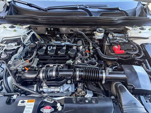 Used 2022 Honda Accord Sport image 14