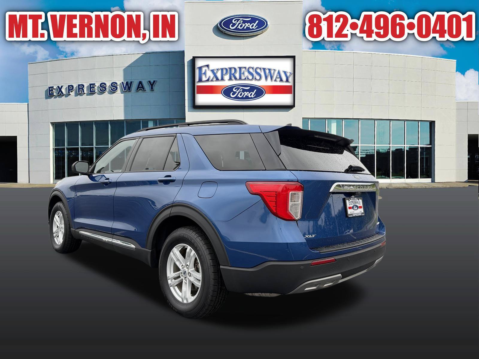 Used 2023 Ford Explorer XLT w/ Equipment Group 202A AWD/4WD image 8