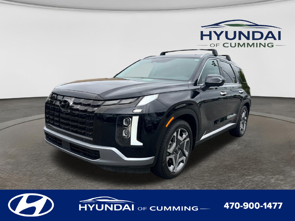 Used 2023 Hyundai Palisade Limited w/ Winter Package FWD image 3