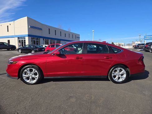 Used 2024 Honda Accord LX image 8