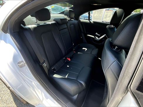 Used 2025 Mercedes-Benz CLA 250 4MATIC image 29