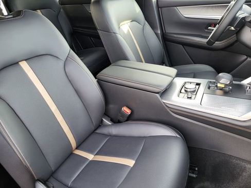 New 2026 MAZDA CX-90 3.3 Turbo w/ Premium Plus Pkg image 4