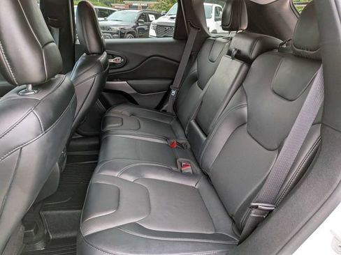 Used 2022 Jeep Cherokee Limited AWD/4WD image 14