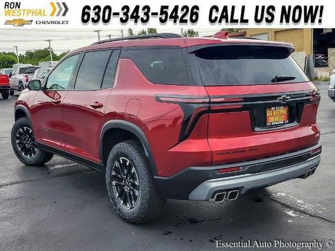 New 2025 Chevrolet Traverse Z71 w/ Enhanced Driving Package image 7