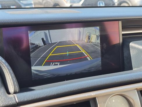 Used 2016 Lexus IS 200t RWD image 13