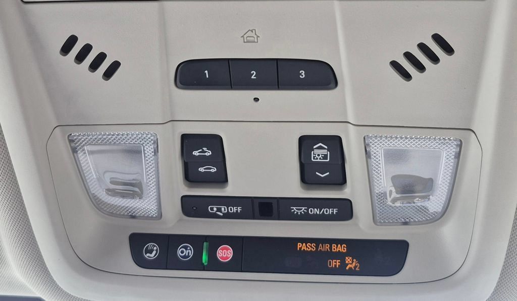 Used 2024 GMC Terrain Denali w/ Denali Premium Package AWD/4WD image 68