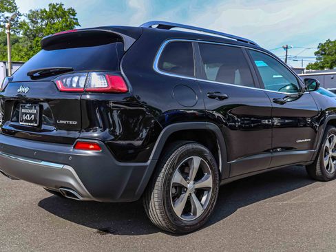 Used 2020 Jeep Cherokee Limited AWD/4WD image 6