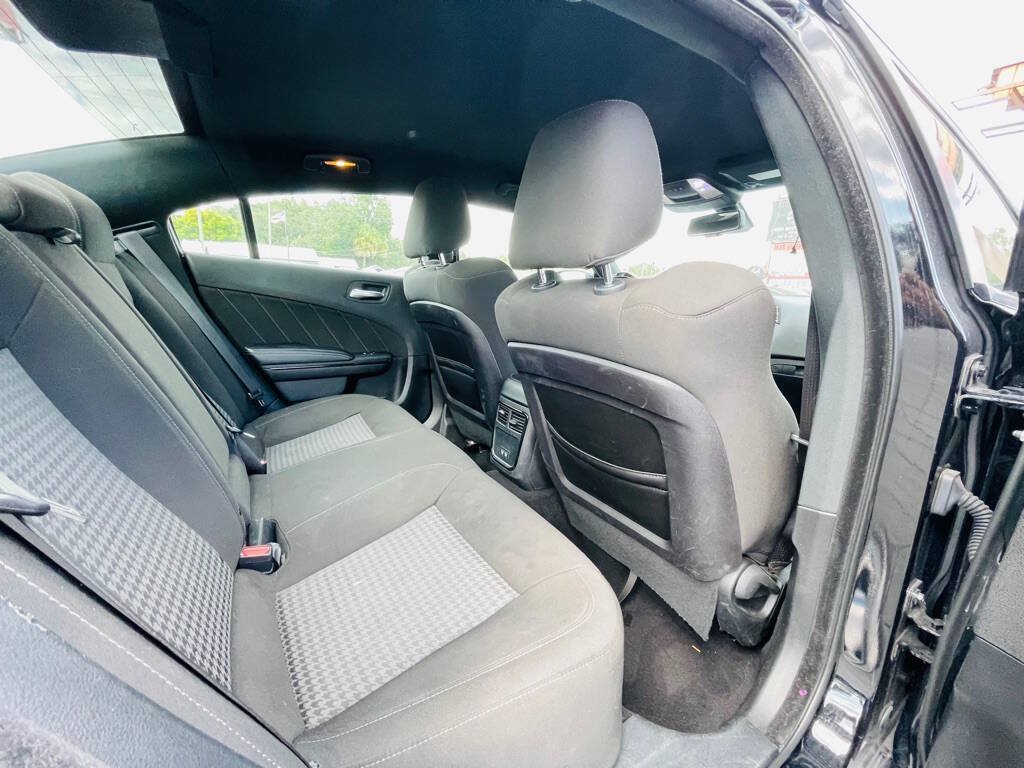 Used 2022 Dodge Charger R/T w/ Blacktop Package RWD image 24