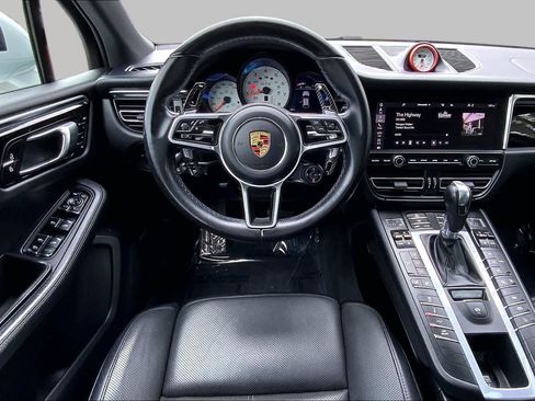 Used 2021 Porsche Macan GTS AWD/4WD image 6