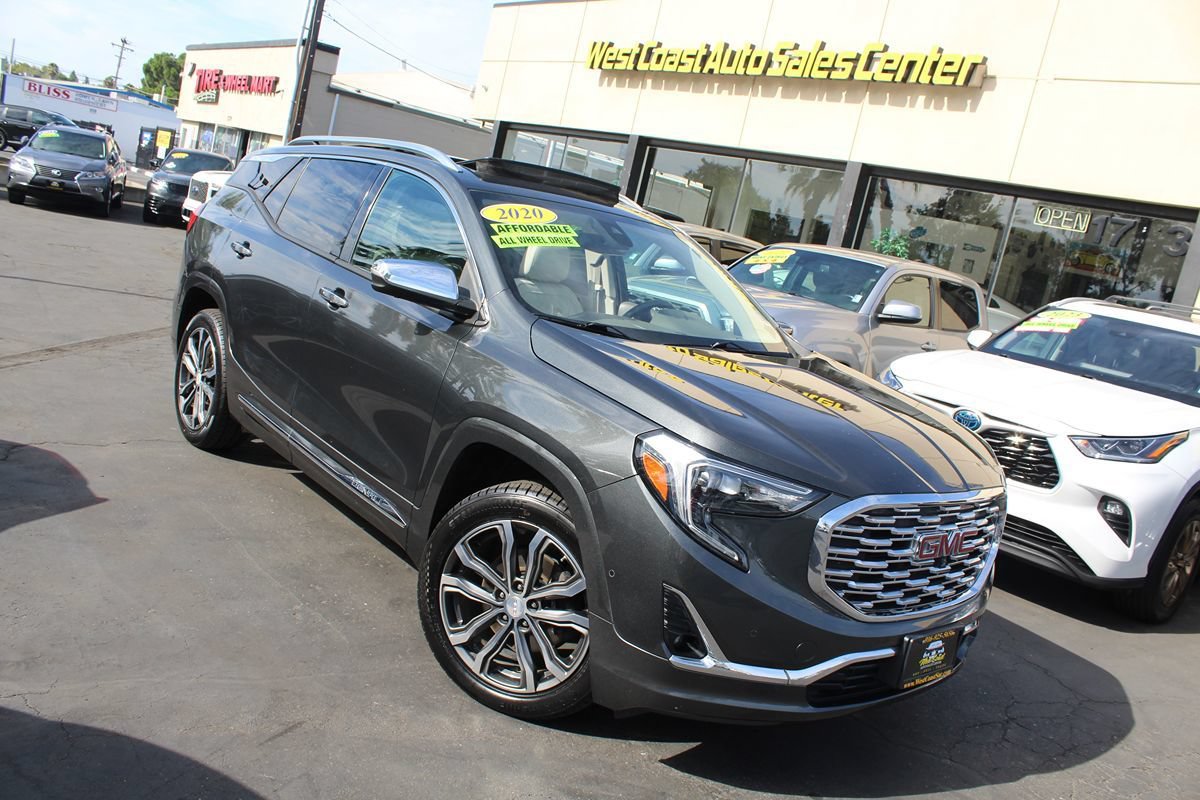 Used 2020 GMC Terrain Denali w/ Denali Premium Package AWD/4WD image 41