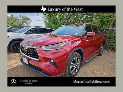 Used 2021 Toyota Highlander XLE