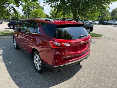 Used 2019 Chevrolet Equinox LT w/ Sun & Navigation Package AWD/4WD image 3