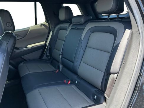 Certified 2025 Chevrolet Equinox LT w/ Convenience Package II AWD/4WD image 16