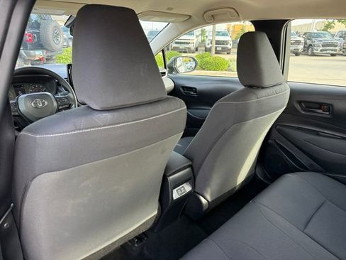 Used 2025 Toyota Corolla LE w/ Carpet Mat Package (TMS) FWD image 25