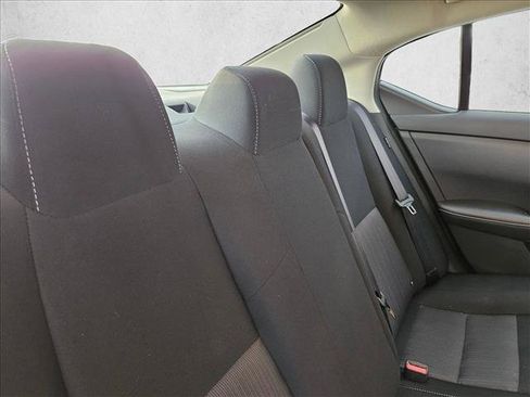 Used 2025 Nissan Sentra SV FWD image 16