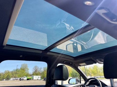 Used 2017 Audi Q7 3.0T Premium Plus w/ Premium Plus Package image 26