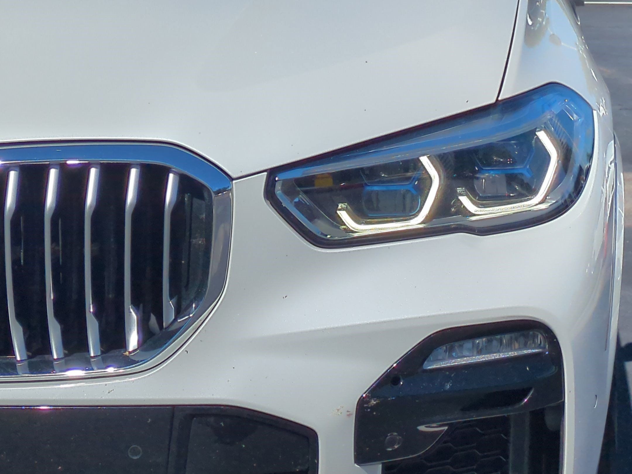Used 2019 BMW X5 xDrive40i w/ M Sport Package AWD/4WD image 6