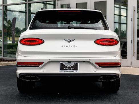 New 2025 Bentley Bentayga image 20