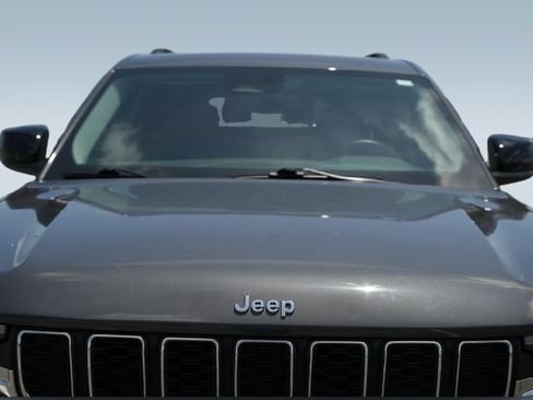 Used 2022 Jeep Grand Cherokee L Laredo w/ Luxury Tech Group I AWD/4WD image 45