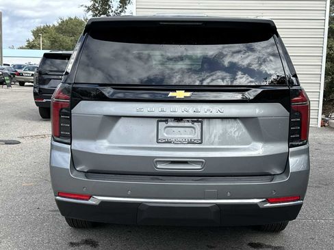 New 2026 Chevrolet Suburban LS image 5