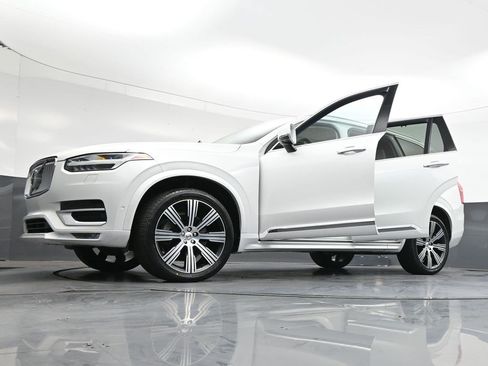Used 2021 Volvo XC90 T6 Inscription w/ Advanced Package AWD/4WD image 39
