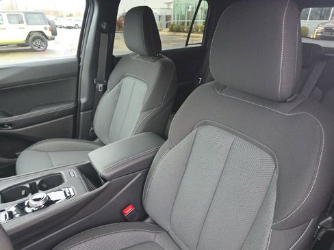 New 2026 Jeep Cherokee Laredo image 14