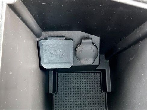 Used 2015 Chevrolet Malibu LT w/ Power Convenience Package FWD image 31