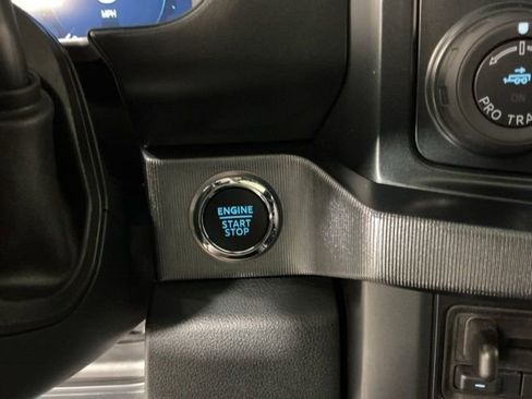 Certified 2025 Ford F450 Platinum w/ FX4 Off-Road Package AWD/4WD image 28