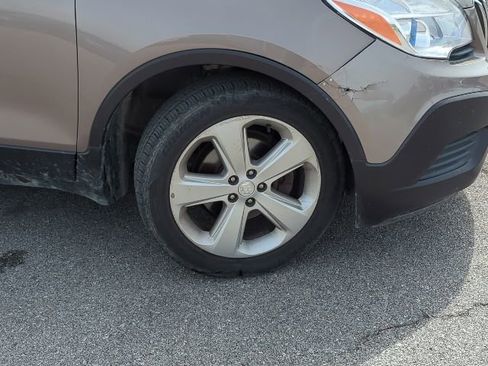 Used 2015 Buick Encore FWD image 14