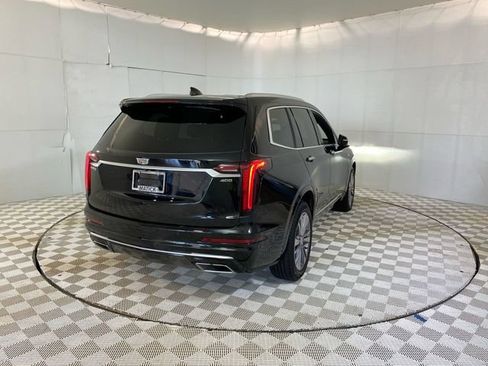 Used 2024 Cadillac XT6 Premium Luxury w/ LPO, Floor Liner Package FWD image 17