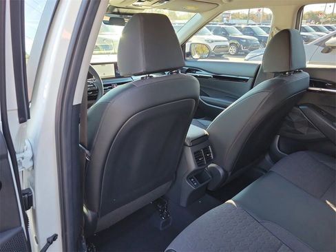 New 2026 Kia Seltos S image 16