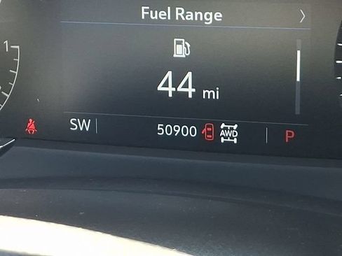 Used 2023 Cadillac XT4 Sport AWD/4WD image 18