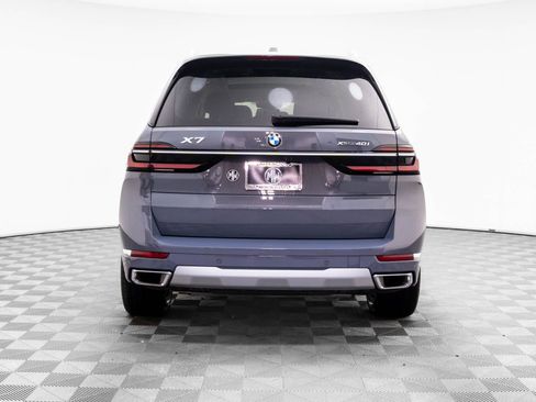 Certified 2025 BMW X7 xDrive40i w/ Premium Package image 4