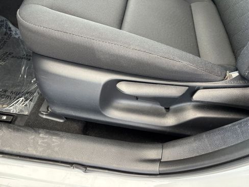 Used 2025 Toyota Corolla LE image 23