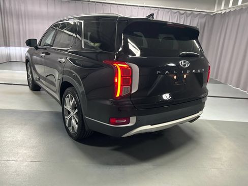 Used 2022 Hyundai Palisade SEL w/ Premium Package FWD image 5