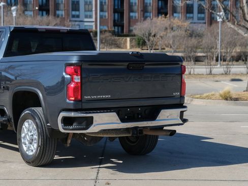 Used 2020 Chevrolet Silverado 2500 LTZ w/ LTZ Texas Edition AWD/4WD image 24