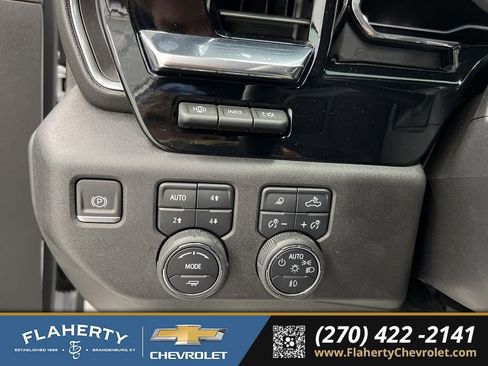 Used 2024 Chevrolet Silverado 3500 High Country w/ Technology Package image 24