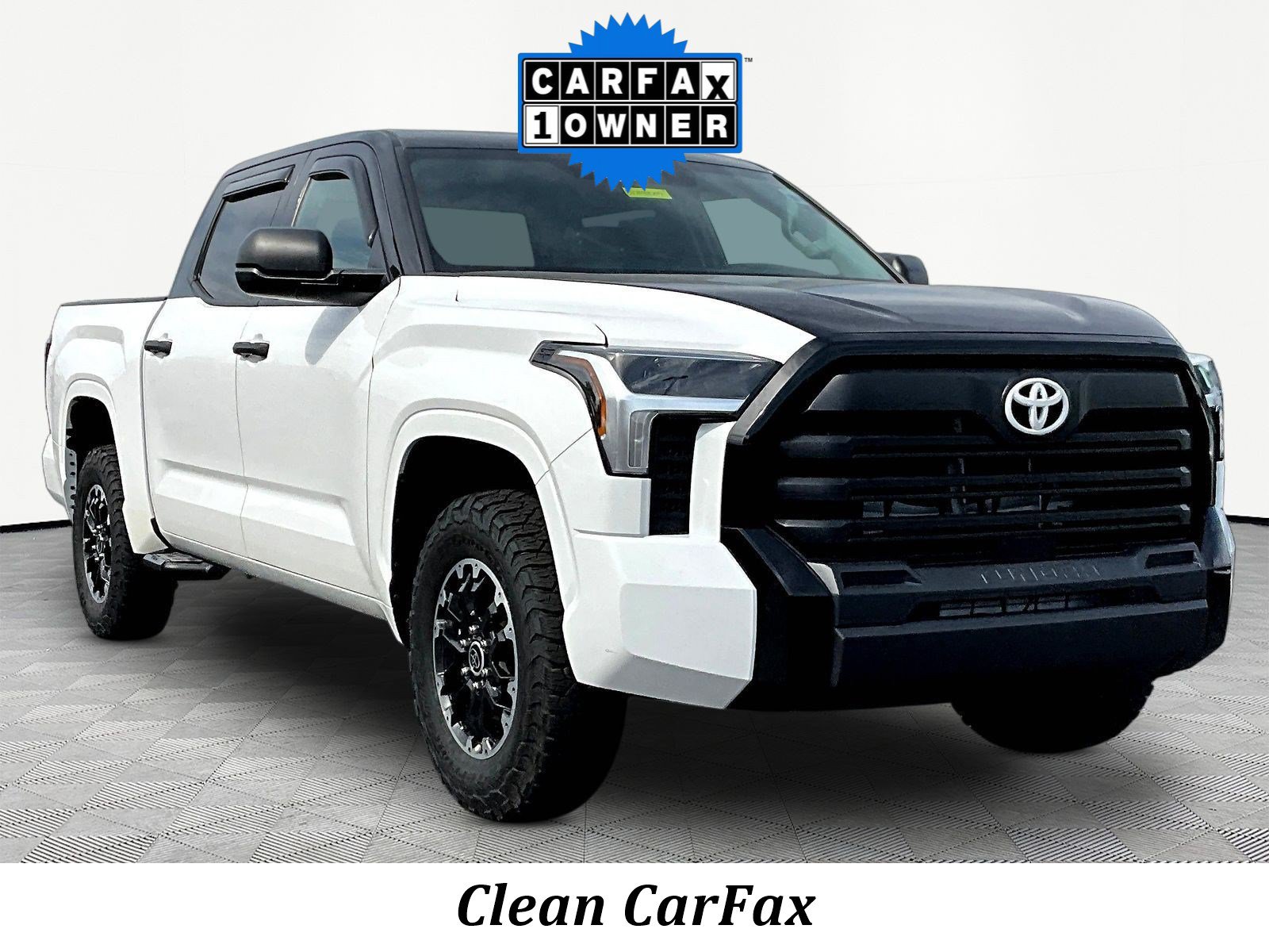 Used 2023 Toyota Tundra SR AWD/4WD image 3