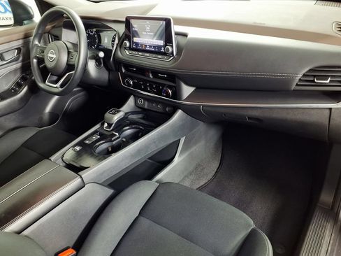 Used 2023 Nissan Rogue S FWD image 13