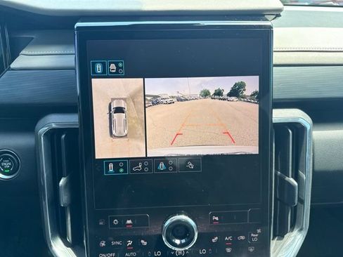 Used 2024 GMC Acadia Elevation FWD image 33