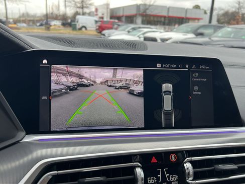 Used 2022 BMW X5 xDrive40i w/ M Sport Package image 19