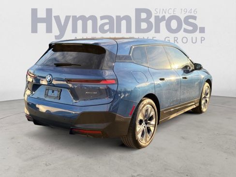 Used 2025 BMW iX xDrive50 w/ Convenience Package image 3