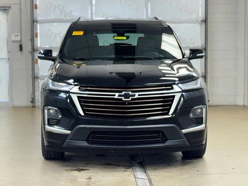 Used 2023 Chevrolet Traverse High Country AWD/4WD image 2
