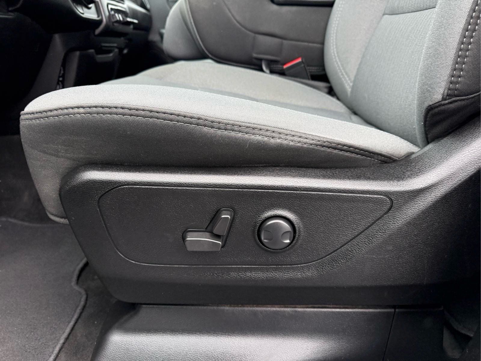 Used 2022 RAM 1500 Big Horn AWD/4WD image 20
