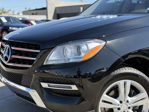 Used 2014 Mercedes-Benz ML 350 4MATIC w/ Premium 1 Package image 14