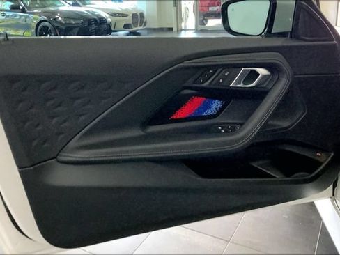 Used 2025 BMW 230i Coupe RWD image 10