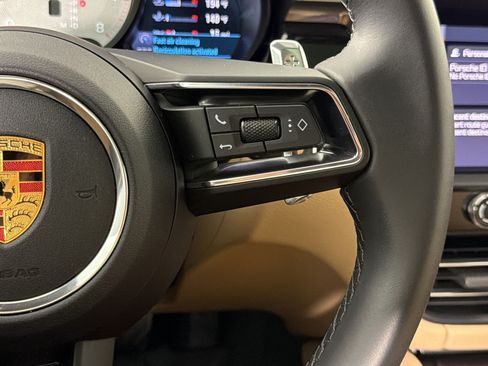 Certified 2023 Porsche Macan S AWD/4WD image 30