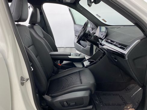 Used 2023 BMW X1 xDrive28i AWD/4WD image 16