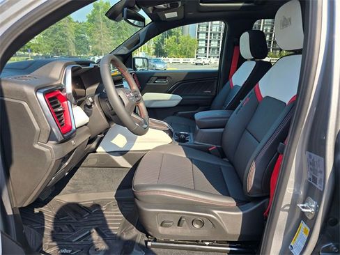 New 2025 GMC Canyon AT4 w/ AT4X AEV Edition image 21