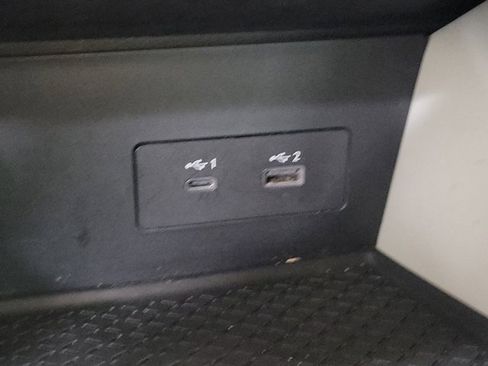 Certified 2022 Nissan Pathfinder SV w/ SV Premium Package image 31